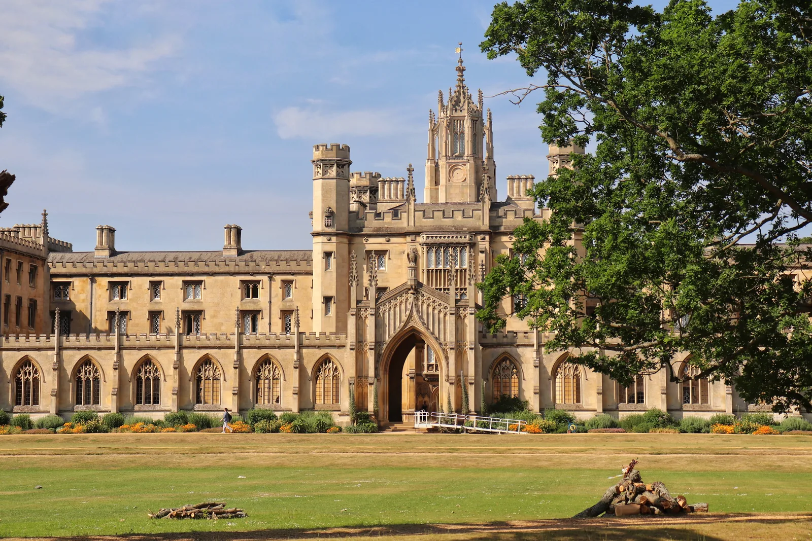 University campus abroad for students pursuing MBBS with a NEET score for MBBS abroad