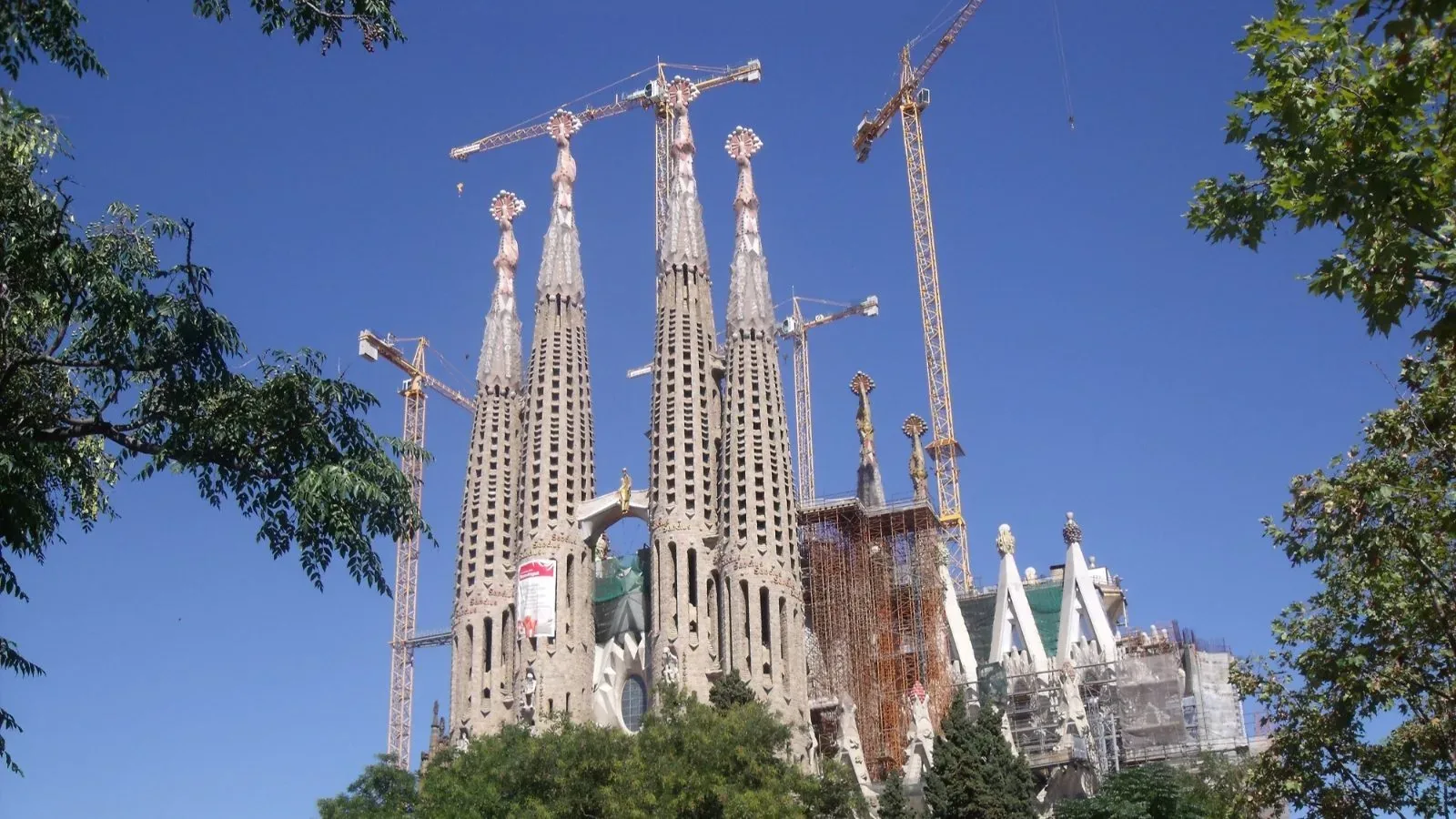 The Sagrada Familia in Barcelona, a leading student city if you study in Spain 2026